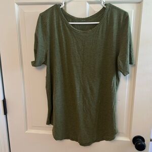 Lululemon Love crew neck tshirt / size L 12